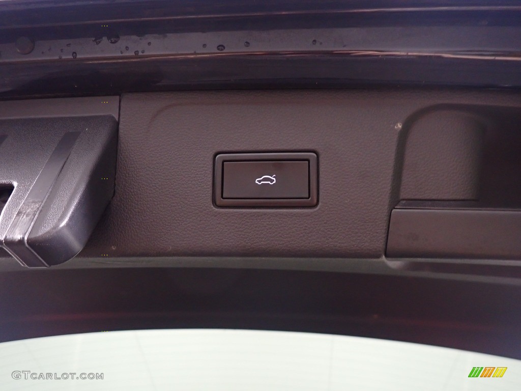 2018 Volkswagen Atlas SEL 4Motion Trunk Photo #144641915