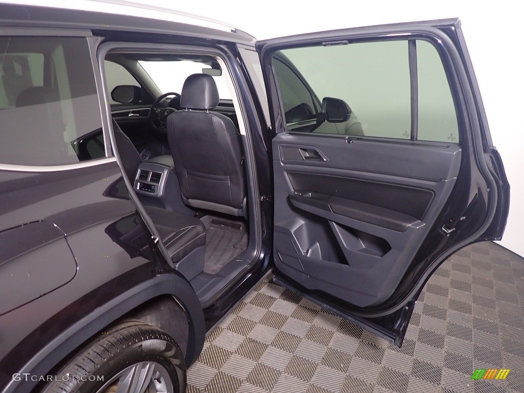 2018 Volkswagen Atlas SEL 4Motion Door Panel Photos