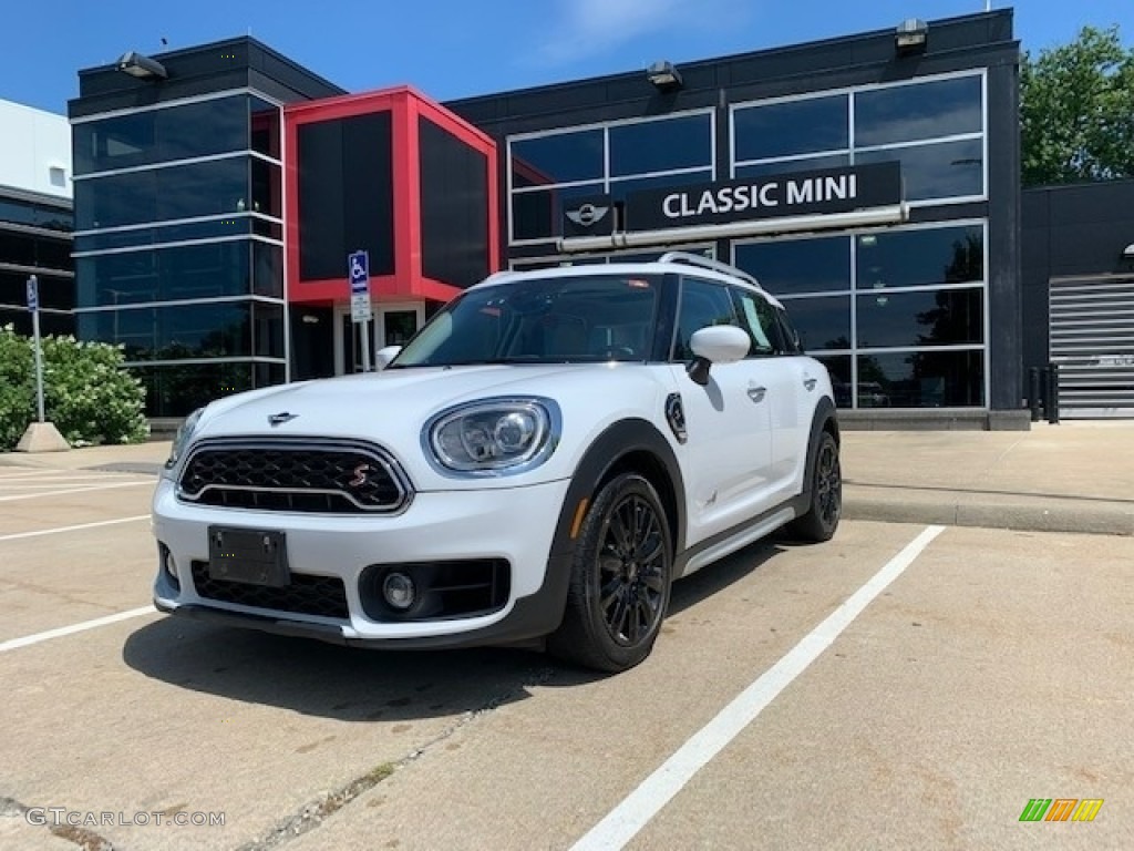 2020 Countryman Cooper S All4 - Light White / Satellite Gray photo #1