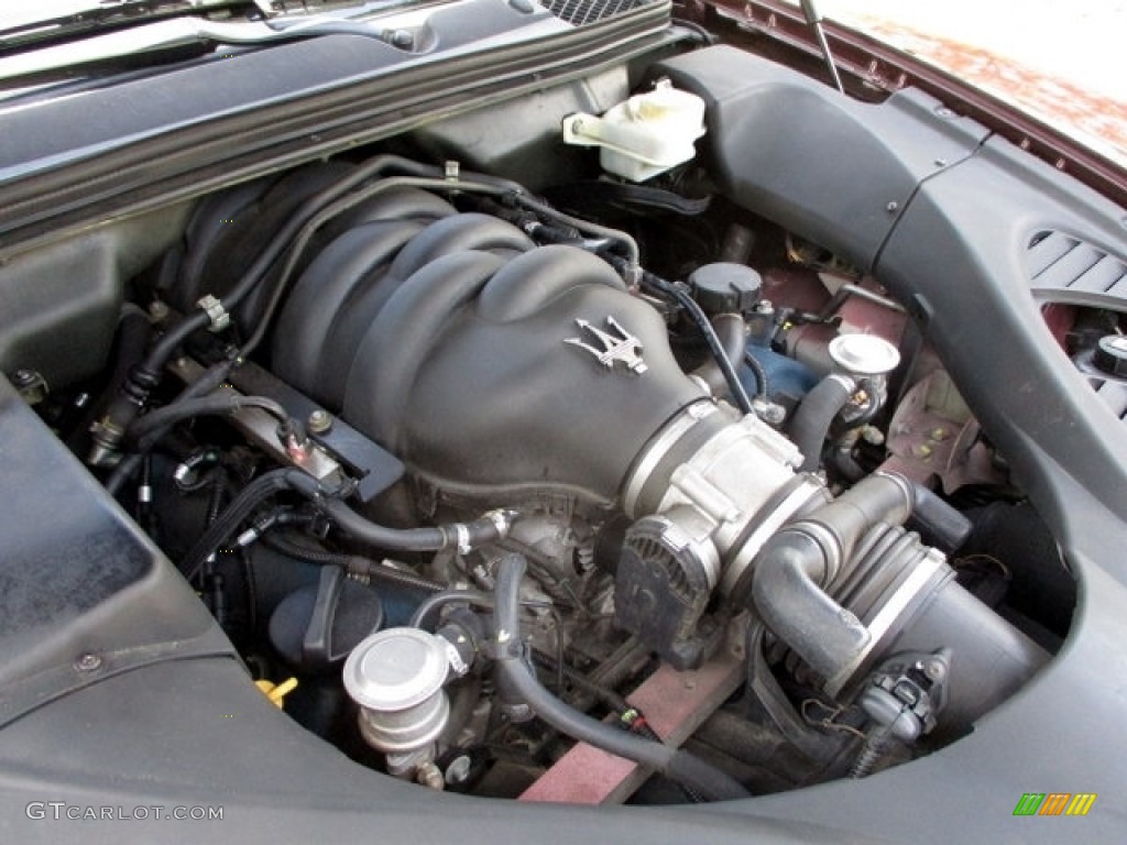 2007 Maserati Quattroporte Sport GT Engine Photos