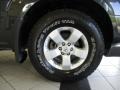 2013 Nissan Frontier SV V6 Crew Cab 4x4 Wheel and Tire Photo