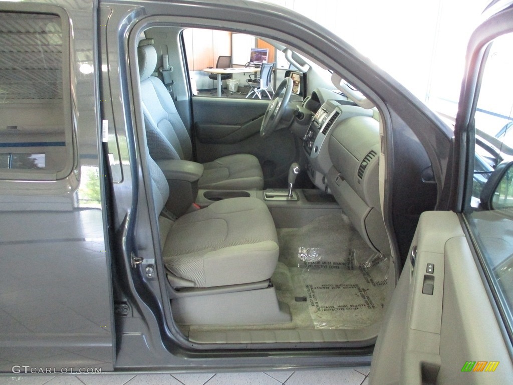 Steel Interior 2013 Nissan Frontier SV V6 Crew Cab 4x4 Photo #144646083