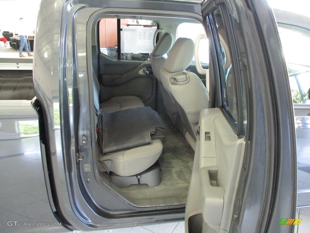 Steel Interior 2013 Nissan Frontier SV V6 Crew Cab 4x4 Photo #144646157