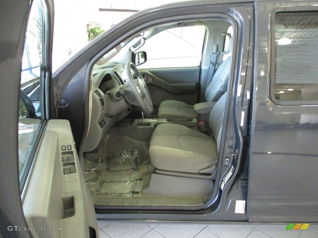 Steel Interior 2013 Nissan Frontier SV V6 Crew Cab 4x4 Photo #144646262