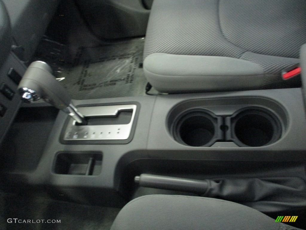2013 Nissan Frontier SV V6 Crew Cab 4x4 Transmission Photos