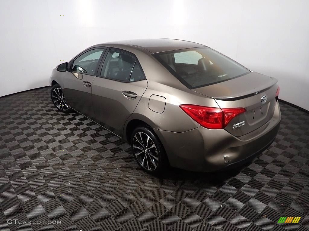2019 Corolla SE - Falcon Gray metallic / Black photo #12