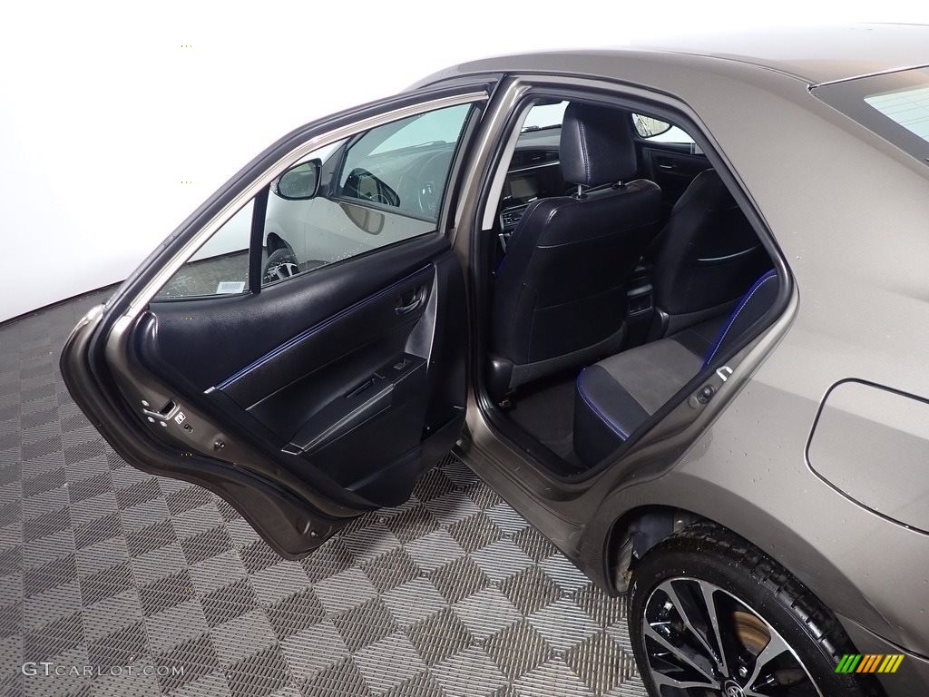 2019 Corolla SE - Falcon Gray metallic / Black photo #34