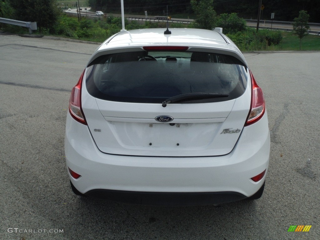 2019 Fiesta SE Hatchback - Oxford White / Charcoal Black photo #14