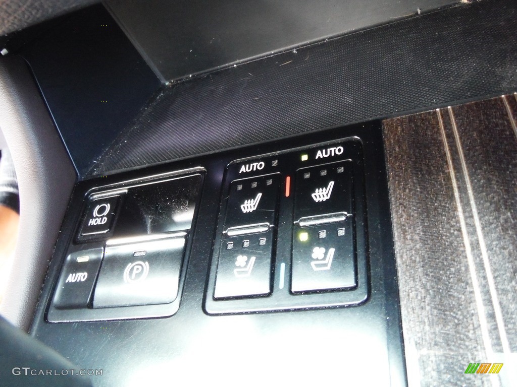 2019 Lexus RX 450hL AWD Controls Photos