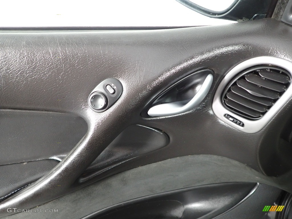 2006 GTO Coupe - Phantom Black Metallic / Black photo #9