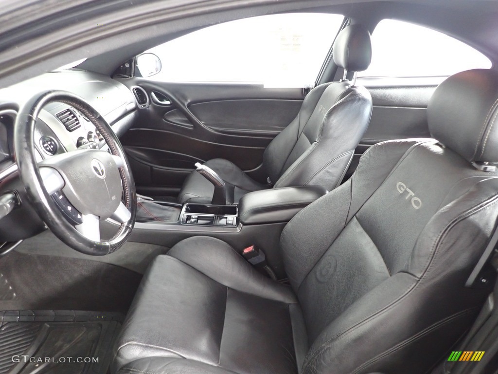 2006 GTO Coupe - Phantom Black Metallic / Black photo #10