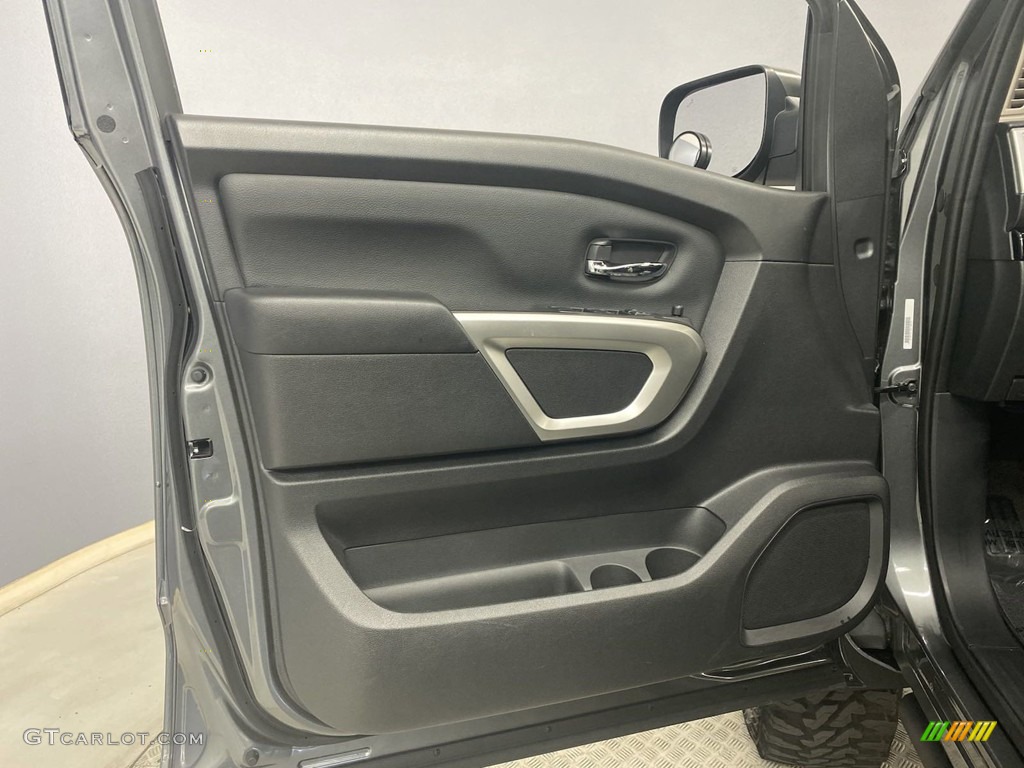 2021 Nissan Titan SV Crew Cab Door Panel Photos
