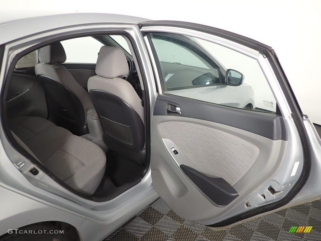 2013 Accent GLS 4 Door - Ironman Silver / Gray photo #27