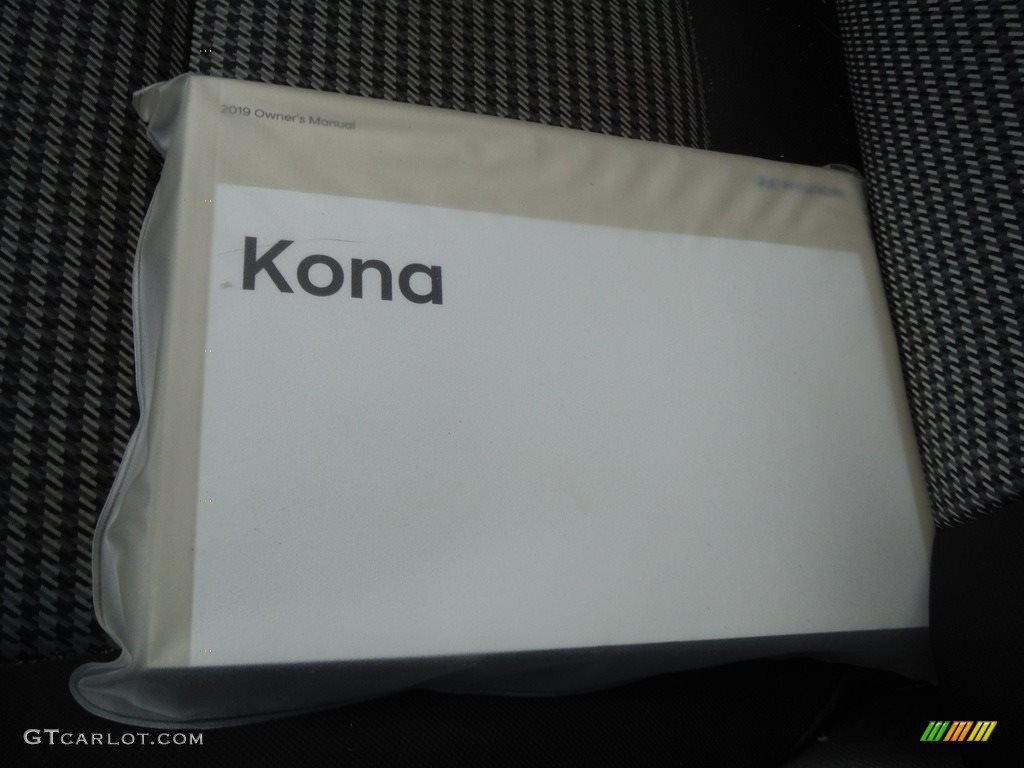 2019 Kona SE AWD - Chalk White / Gray/Black photo #26