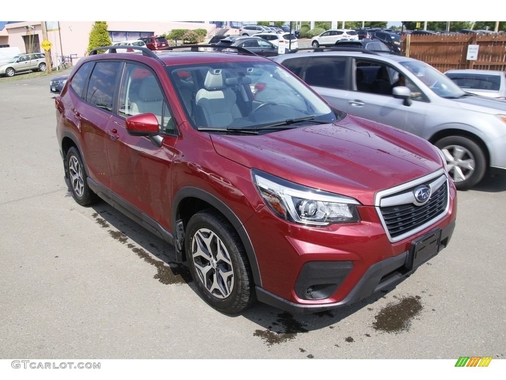 2019 Forester 2.5i Premium - Crimson Red Pearl / Gray photo #3