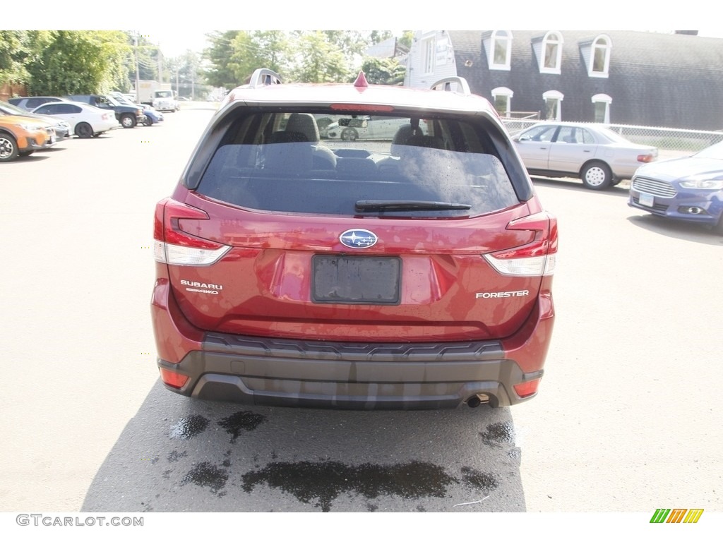 2019 Forester 2.5i Premium - Crimson Red Pearl / Gray photo #6