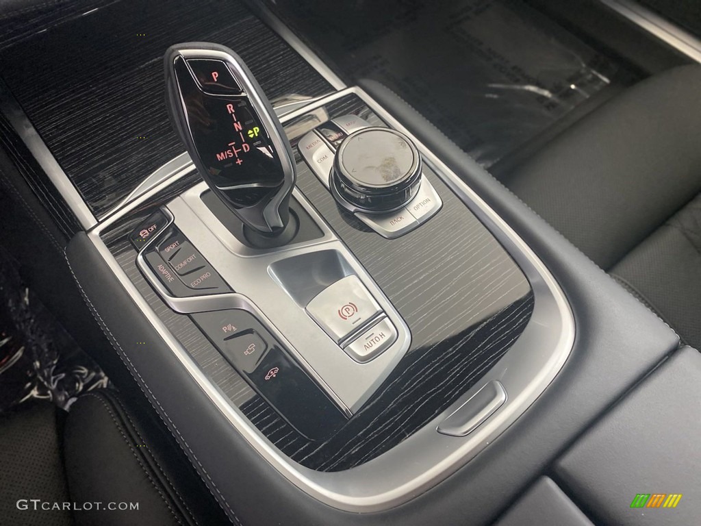 2022 BMW 7 Series 750i xDrive Sedan 8 Speed Automatic Transmission Photo #144651733