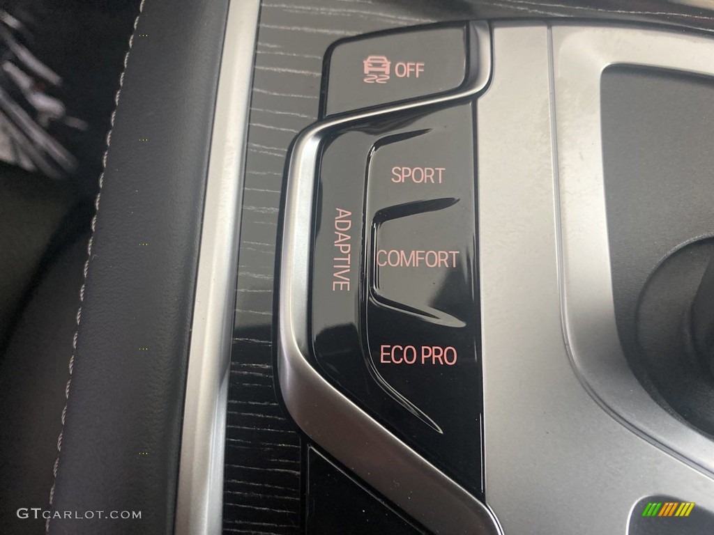 2022 BMW 7 Series 750i xDrive Sedan Controls Photos