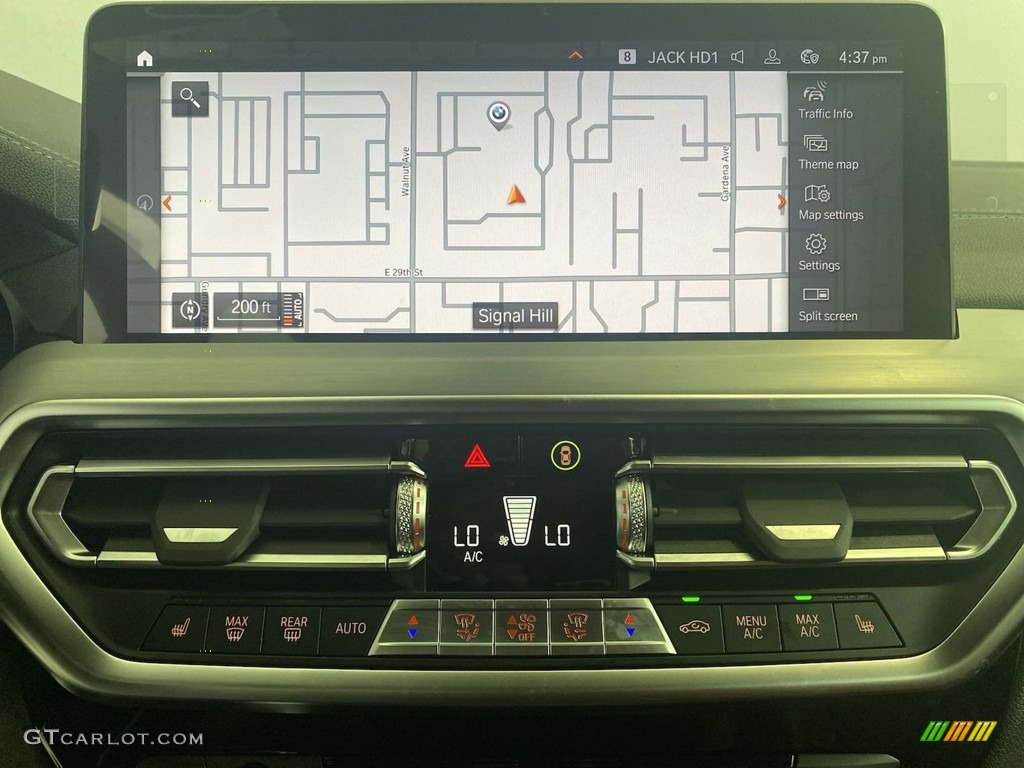 2022 BMW X4 M40i Navigation Photos