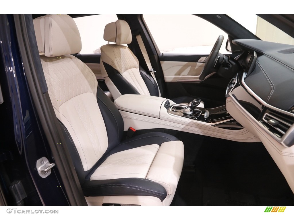 Ivory White/Night Blue Interior 2021 BMW X7 M50i Photo #144654328