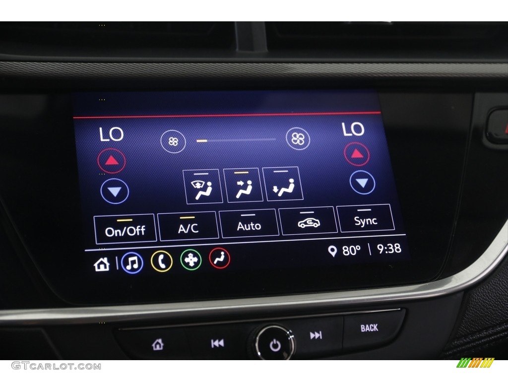 2020 Buick Encore GX Select Controls Photos