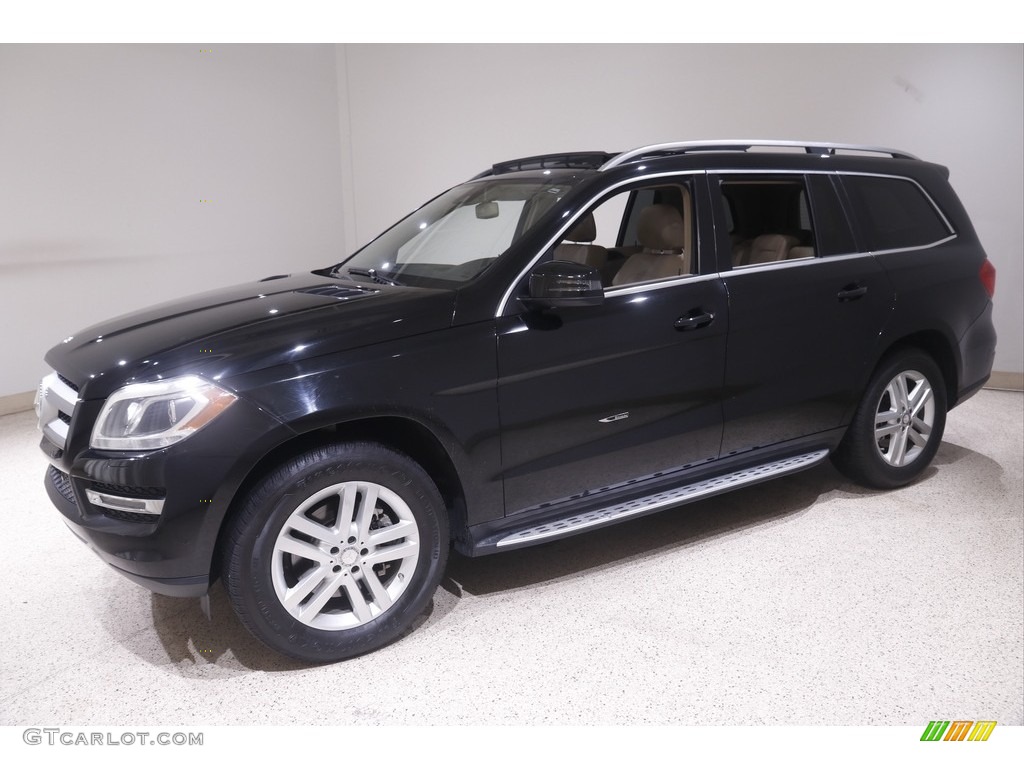 2014 GL 450 4Matic - Black / Almond Beige photo #3