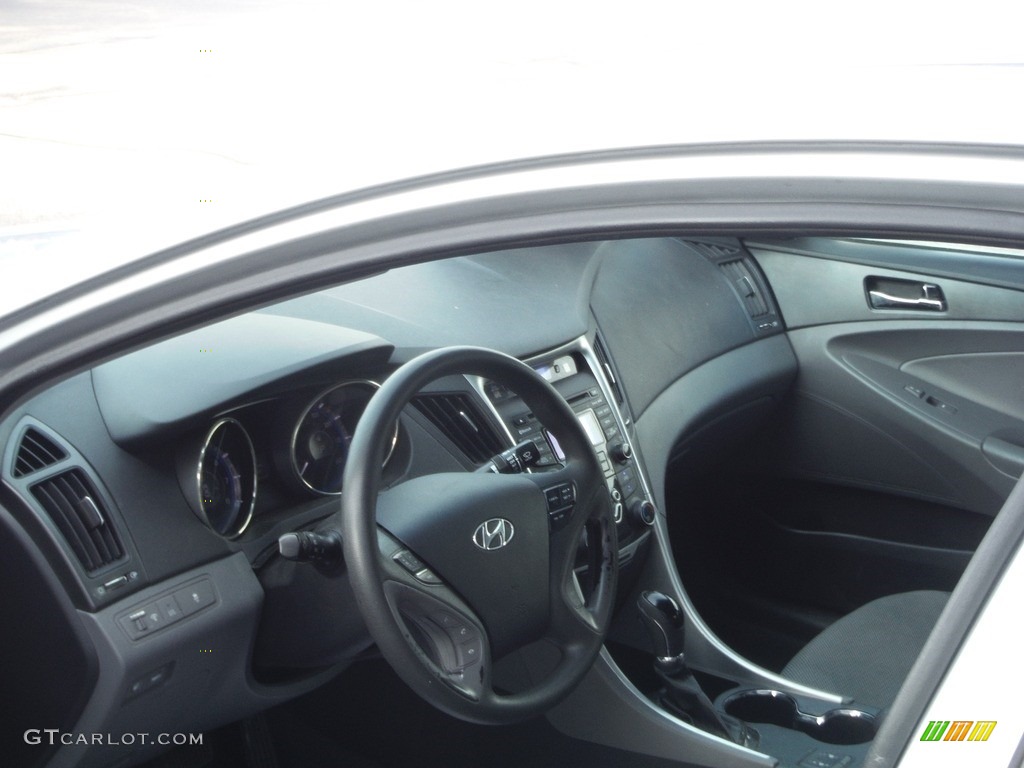2013 Sonata GLS - Radiant Silver / Gray photo #11