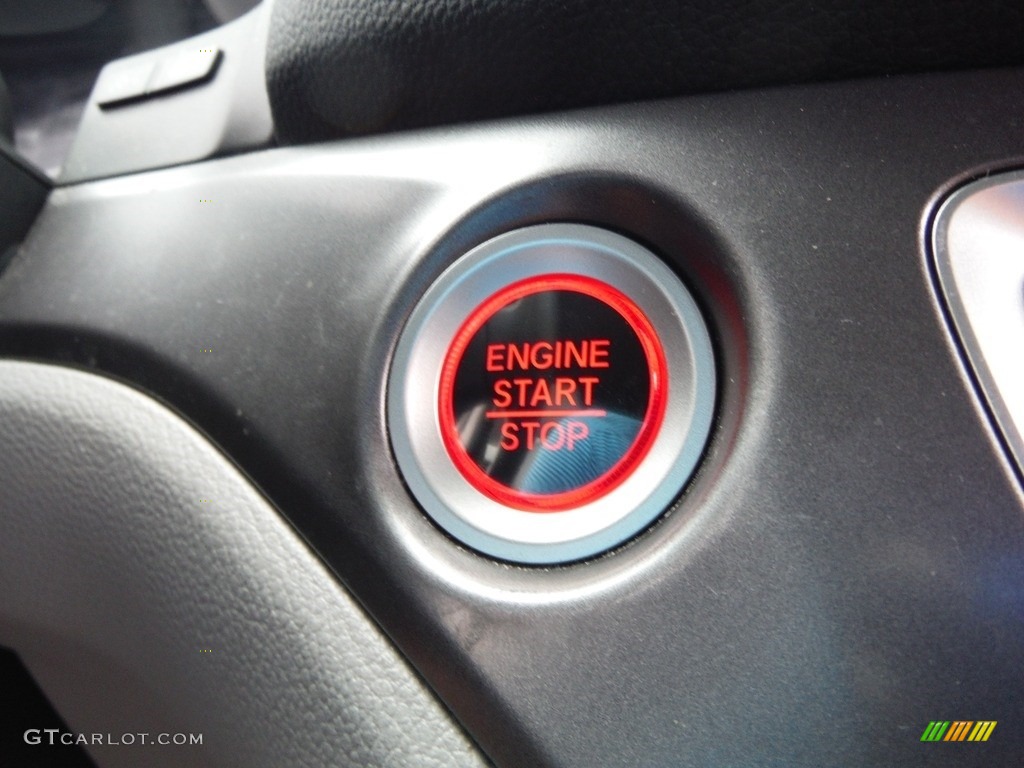 2019 Pilot LX AWD - Lunar Silver Metallic / Gray photo #18