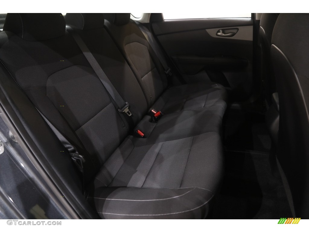 2019 Forte LXS - Gravity Grey / Black photo #15