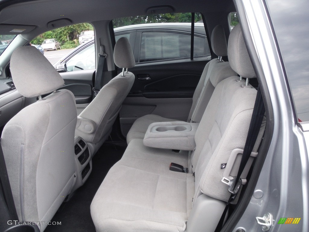 2019 Pilot LX AWD - Lunar Silver Metallic / Gray photo #24