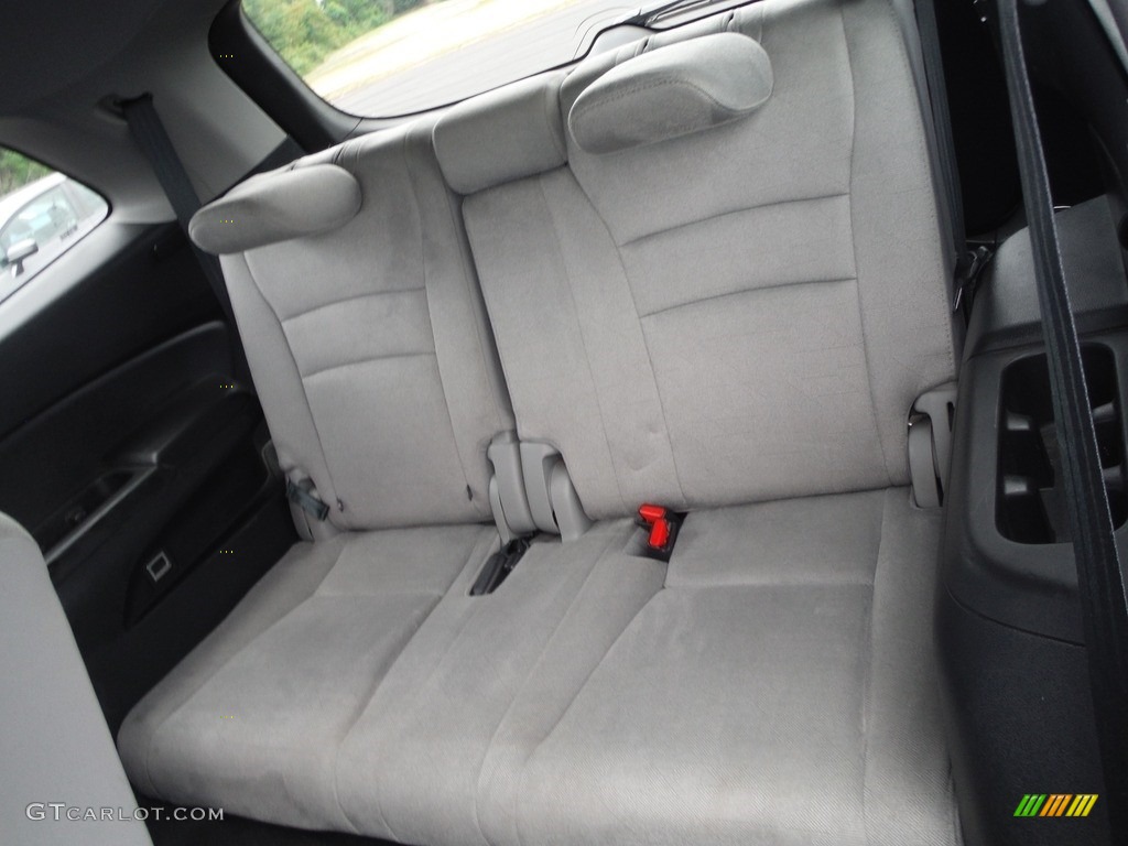 2019 Pilot LX AWD - Lunar Silver Metallic / Gray photo #25