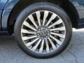 2016 Lincoln Navigator Select 4x4 Wheel and Tire Photo