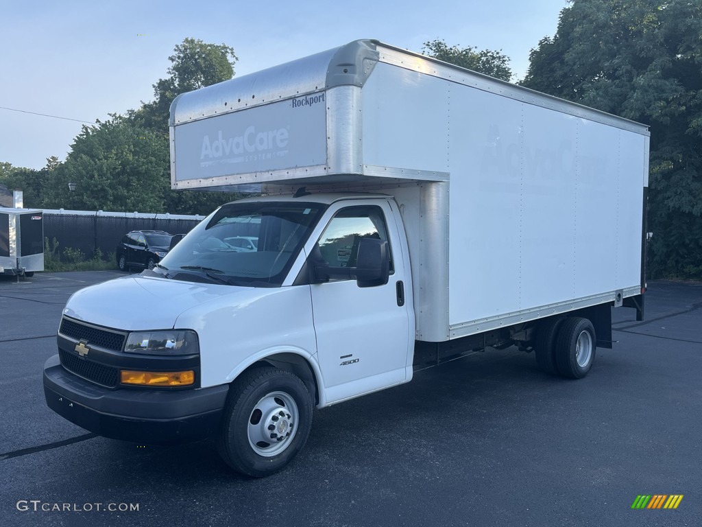 Summit White 2018 Chevrolet Express Cutaway 4500 Moving Van Exterior Photo #144659682