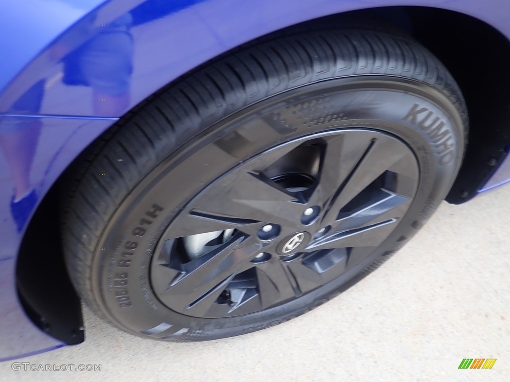 2023 Elantra SEL - Intense Blue / Medium Gray photo #10