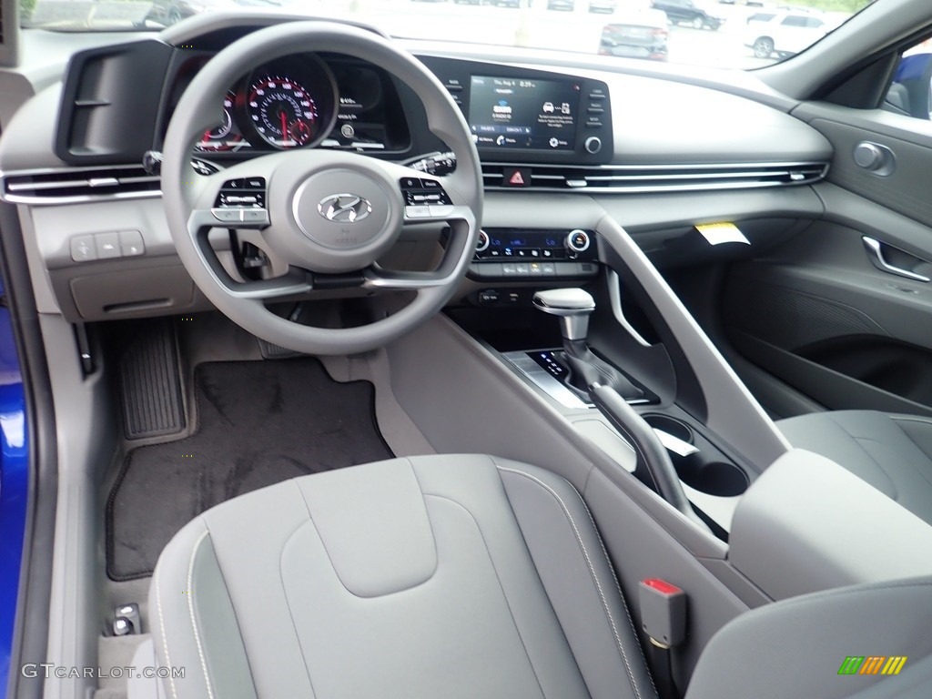 Medium Gray Interior 2023 Hyundai Elantra SEL Photo #144660804
