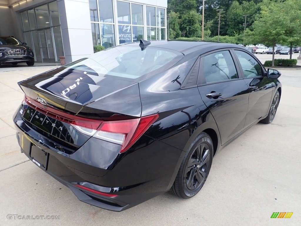 2023 Elantra SEL - Phantom Black / Medium Gray photo #2