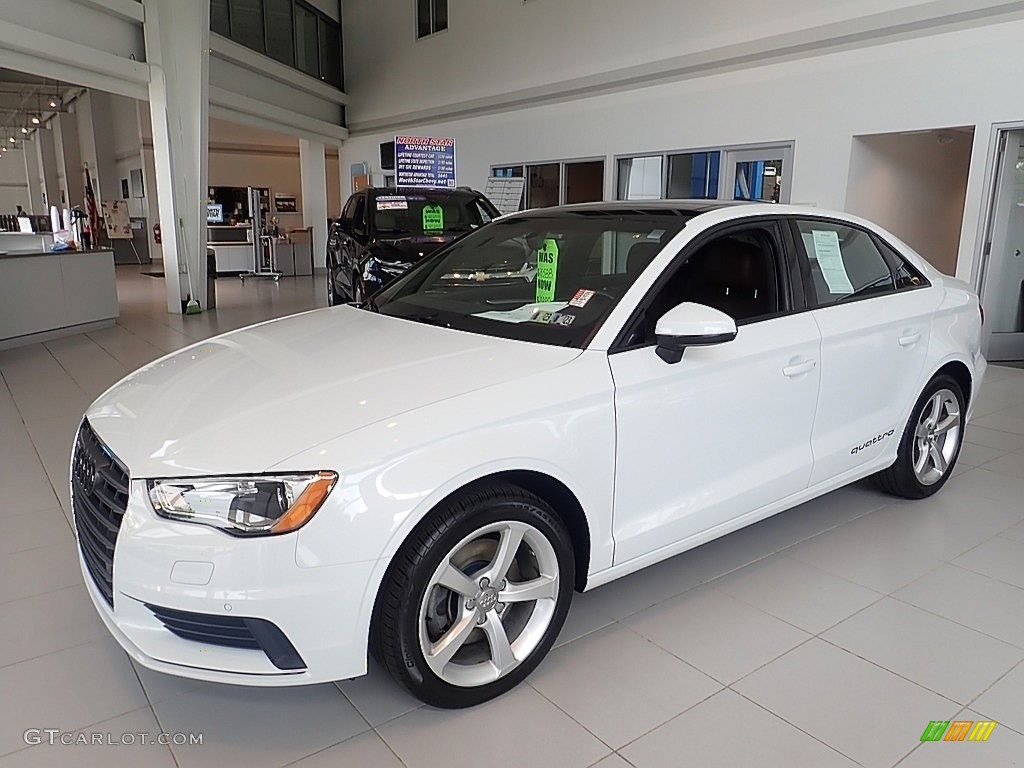 2016 Audi A3 2.0 Premium quattro Exterior Photos