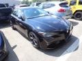 Alfa Black - Giulia AWD Photo No. 3