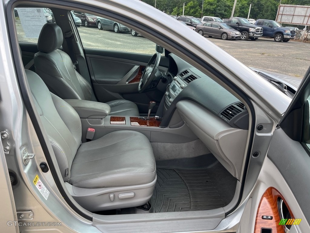 2008 Camry LE V6 - Classic Silver Metallic / Bisque photo #14