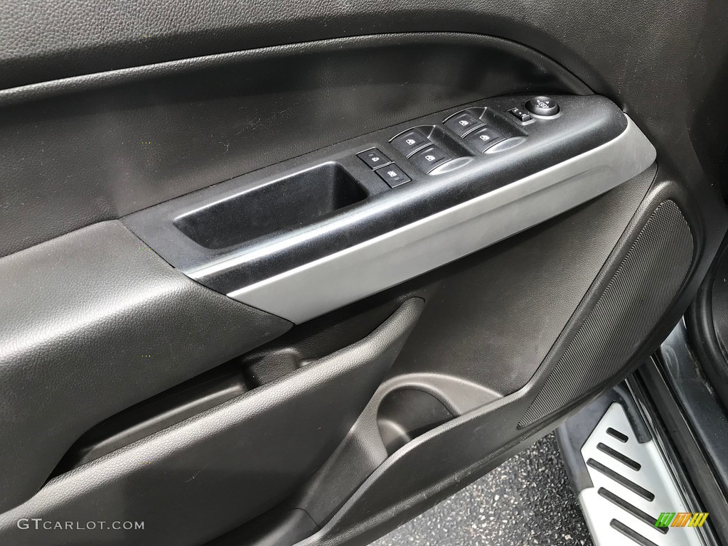2016 Chevrolet Colorado LT Crew Cab 4x4 Door Panel Photos