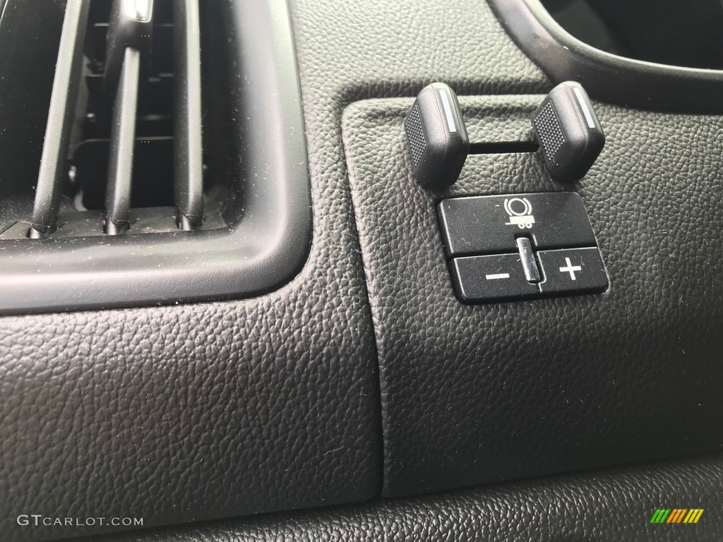 2016 Chevrolet Colorado LT Crew Cab 4x4 Controls Photo #144665605