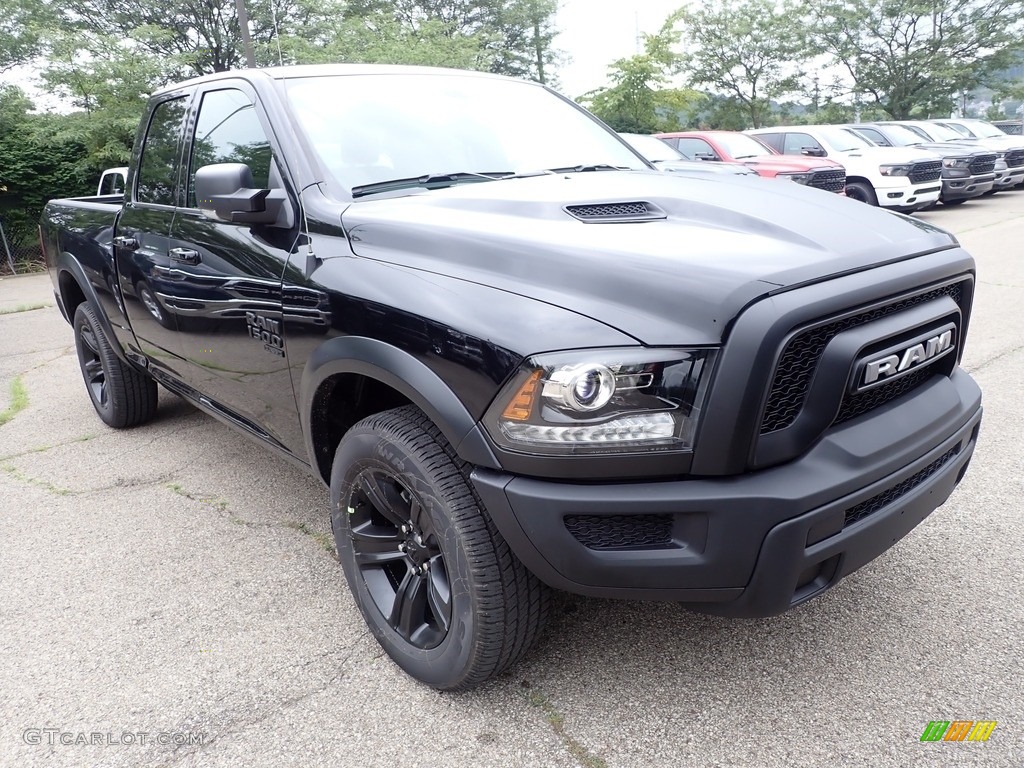 Diamond Black Crystal Pearl 2022 Ram 1500 Classic Quad Cab 4x4 Exterior Photo #144668621