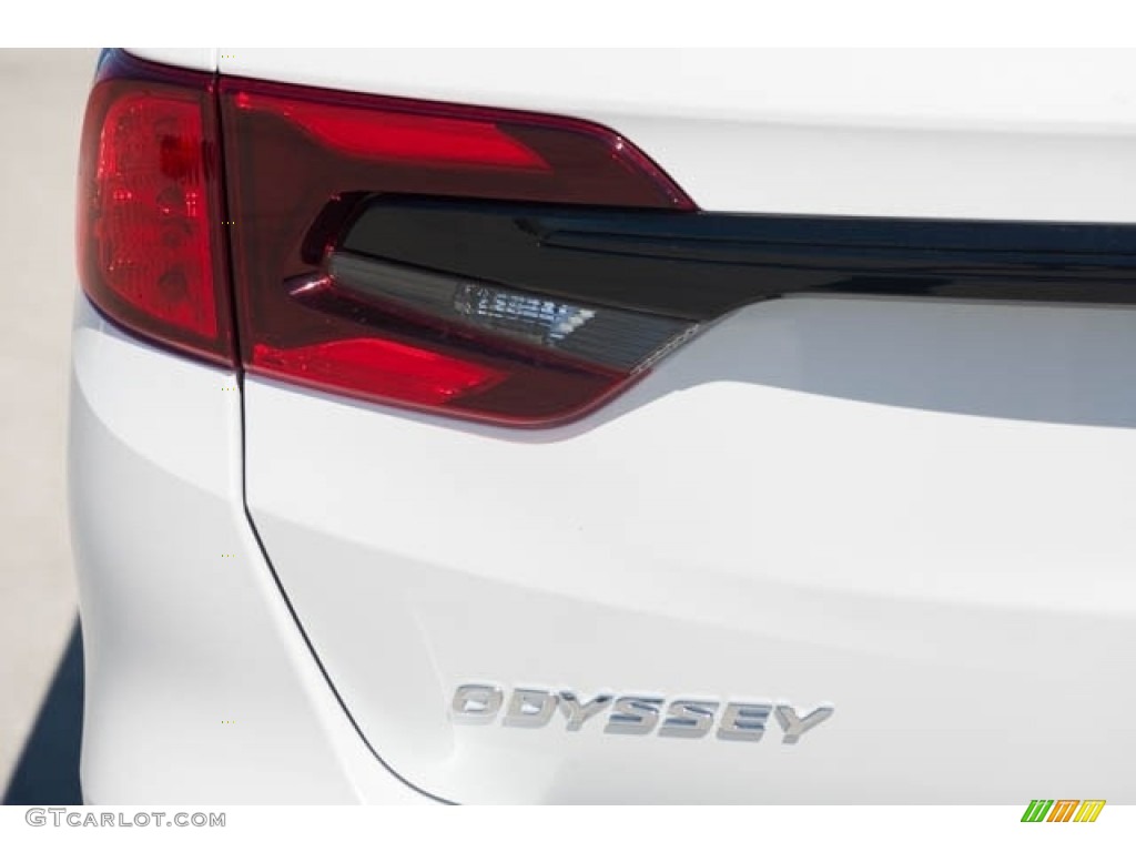 2023 Honda Odyssey Sport Marks and Logos Photos