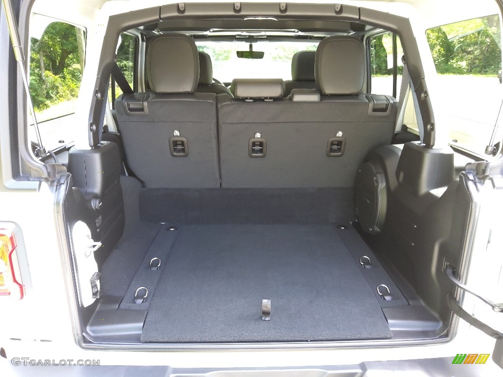 2022 Wrangler Unlimited Sahara 4XE Hybrid - Bright White / Black photo #17