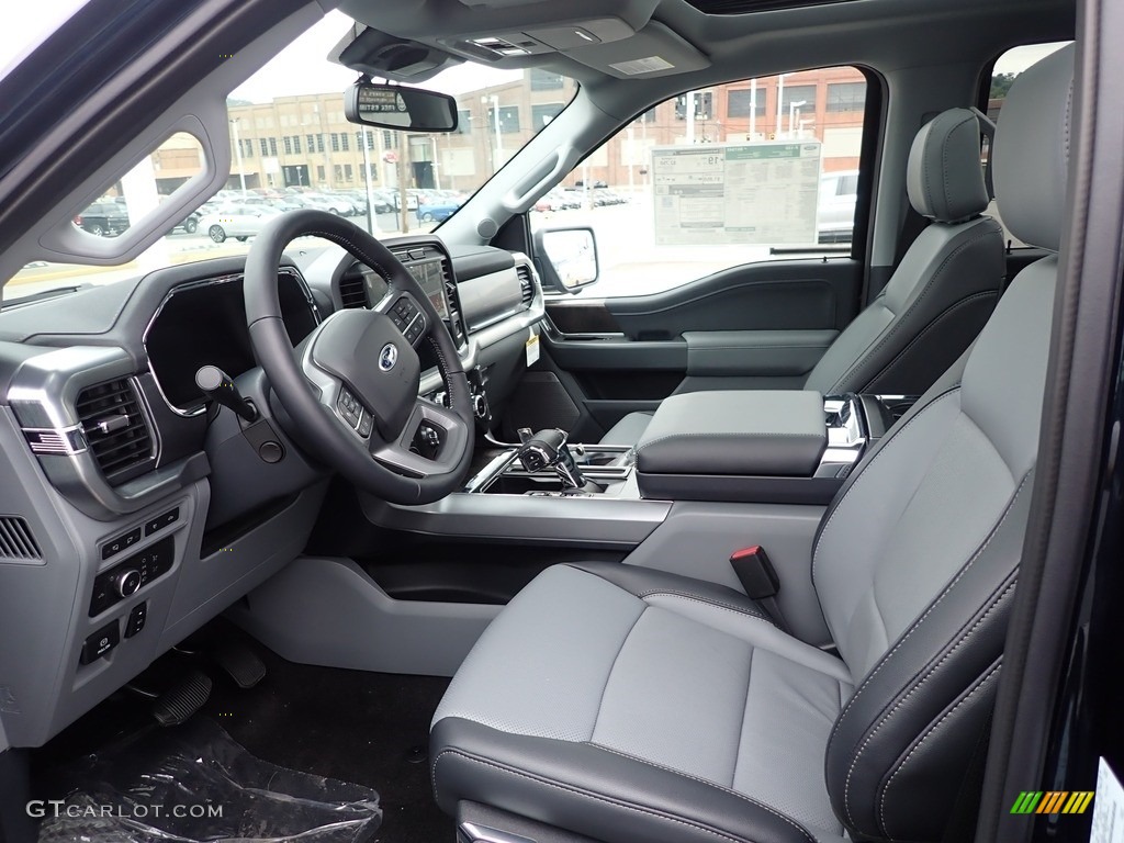 Black/Slate Interior 2022 Ford F150 Lariat SuperCrew 4x4 Photo #144670520