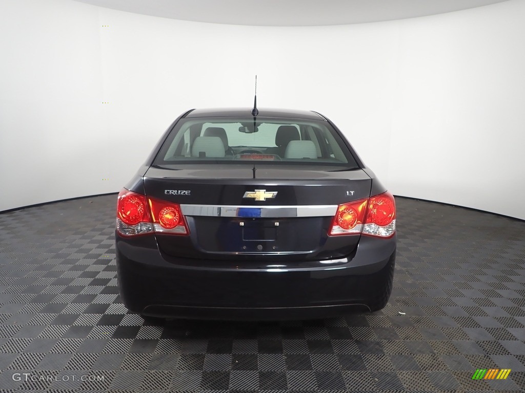 2014 Cruze LT - Black Granite Metallic / Medium Titanium photo #8