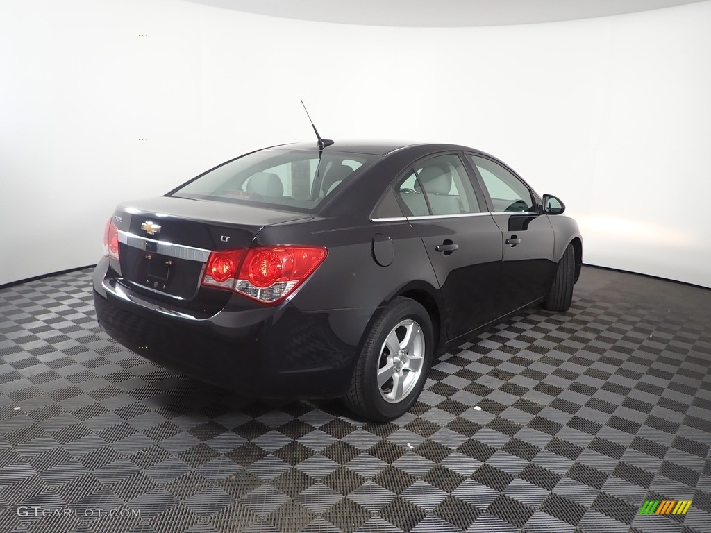 2014 Cruze LT - Black Granite Metallic / Medium Titanium photo #11