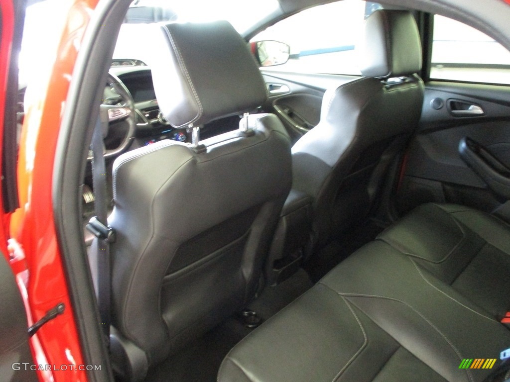 2016 Focus ST - Race Red / Charcoal Black photo #28