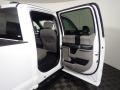Oxford White - F350 Super Duty XLT Crew Cab 4x4 Photo No. 33