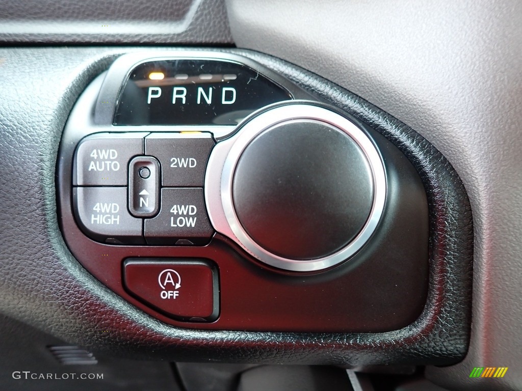 2022 1500 Big Horn Crew Cab 4x4 - Billet Silver Metallic / Black photo #17